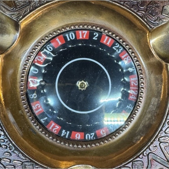 Vintage Las Vegas Roulette Wheel Ashtray Working Spinner Casino Bar Decor - Picture 3 of 12